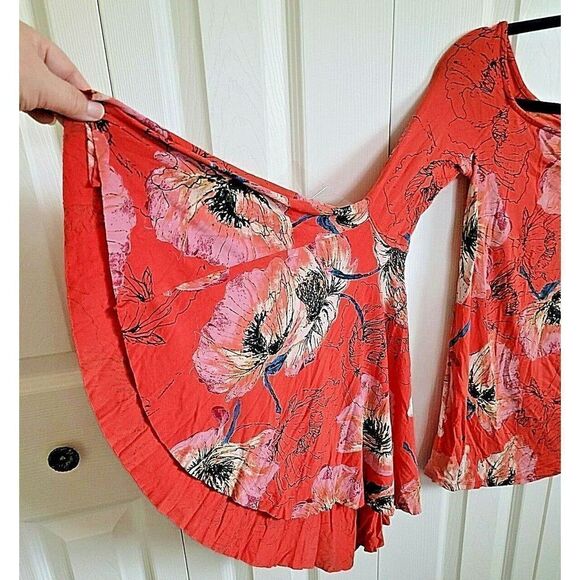 Free People‎ We The Free PS Hippie Giant Sleeve Slight Off Shoulder Top P-SMALL - Picture 2 of 6